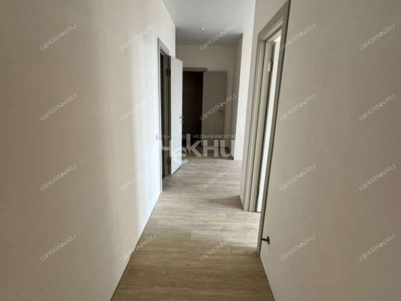 трёхкомнатная квартира на улице Сергея Акимова дом 50