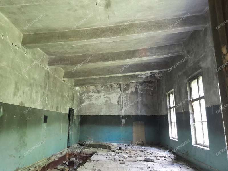 здание под склад, производственную площадь на Центральной улице деревня Высоково