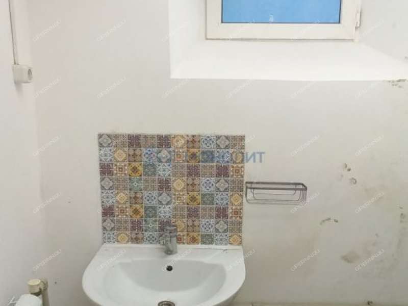 помещение под офис, торговую площадь на улице Шмидта город Павлово