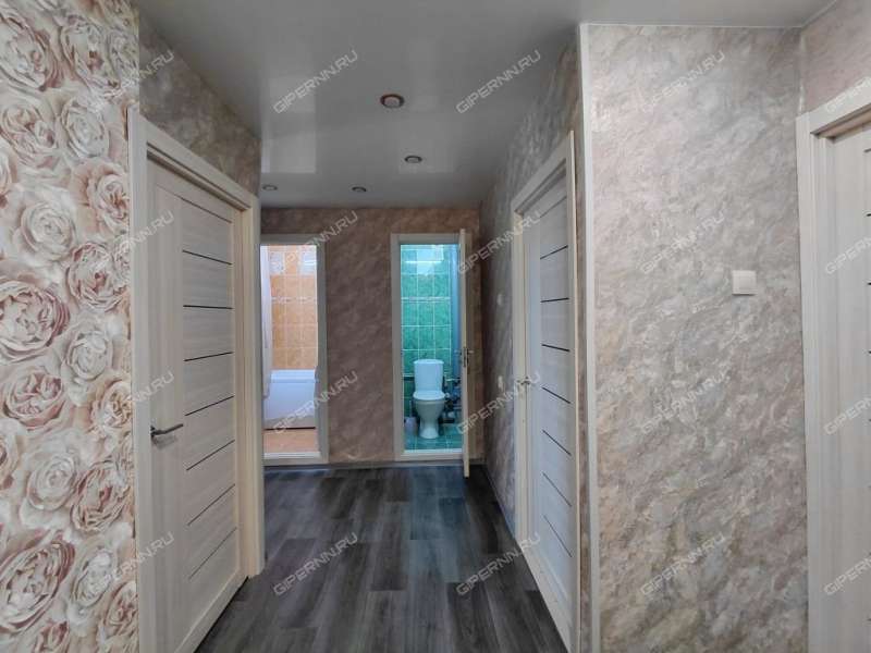 трёхкомнатная квартира на Полевой улице дом 10 деревня Новоликеево