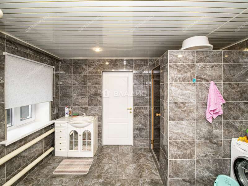 дом на Рельсовой улице