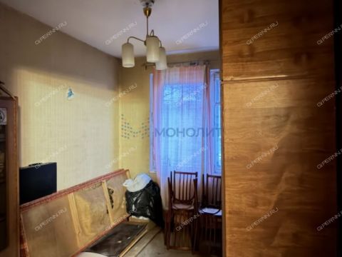 4-komnatnaya-b-r-60-letiya-oktyabrya-d-12 фото