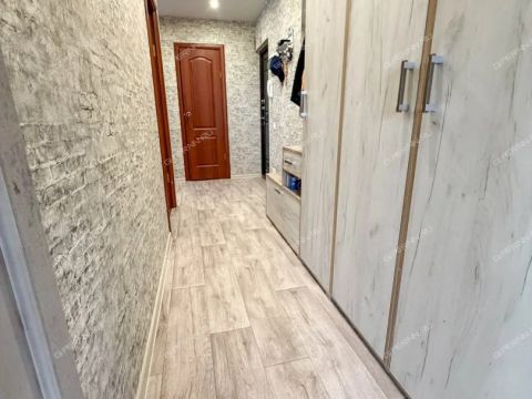 3-komnatnaya-ul-pyatigorskaya-d-14 фото