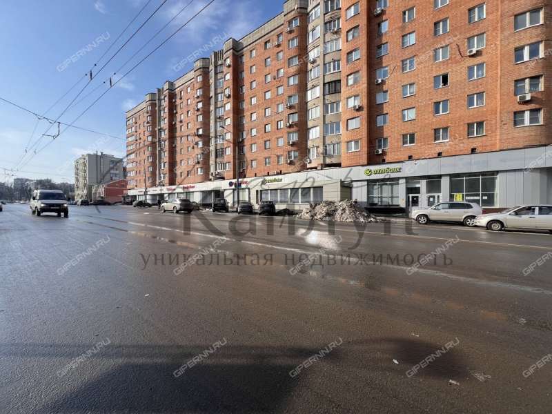 помещение под торговую площадь на улице Максима Горького