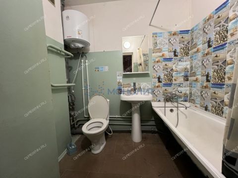 1-komnatnaya-ul-geroya-shnitnikova-d-3 фото