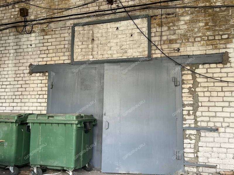 помещение под склад на улице Федосеенко