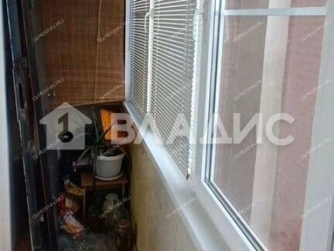 3-komnatnaya-ul-rodionova-d-180 фото