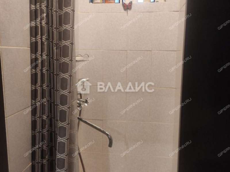 трёхкомнатная квартира на шоссе Жиркомбината дом 10