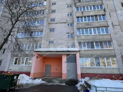 1-komnatnaya-ul-admirala-makarova-d-8-k1 фото