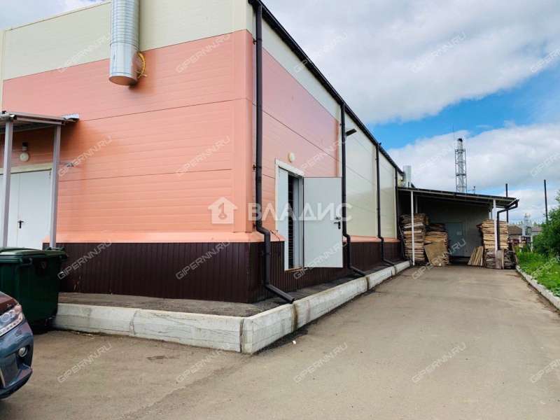 помещение под торговую площадь на Пижемской улице рабочий посёлок Тоншаево