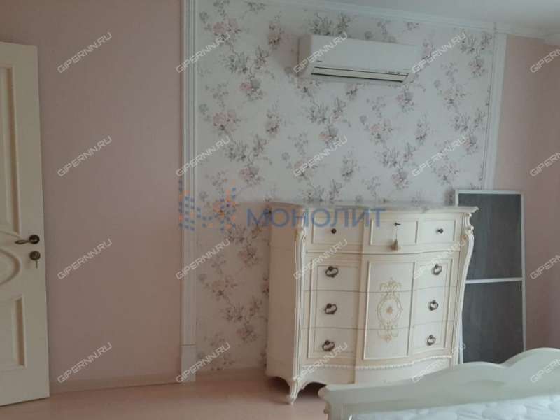 трёхкомнатная квартира на проспекте Гагарина дом 107