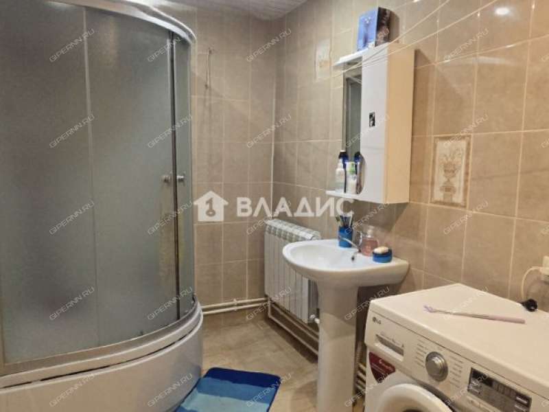 дом на Ужгородской улице