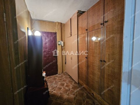 1-komnatnaya-ul-geroya-sovetskogo-soyuza-prygunova-d-27 фото