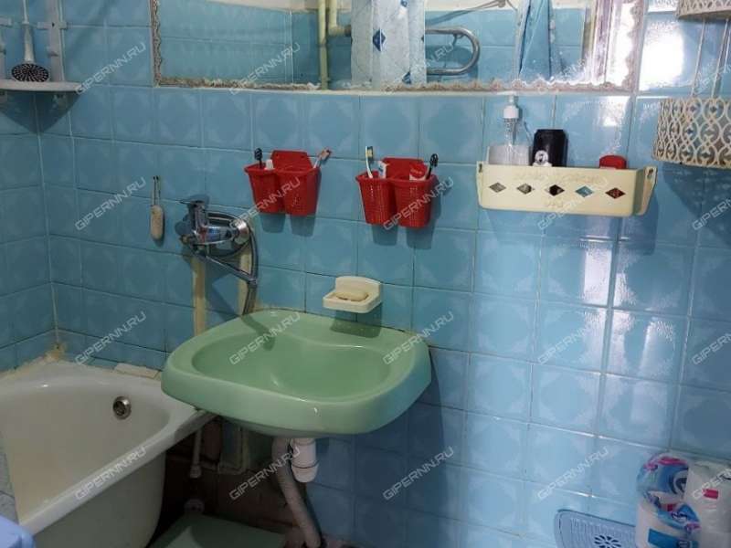 трёхкомнатная квартира на улице 1 Мая дом 8 город Семёнов