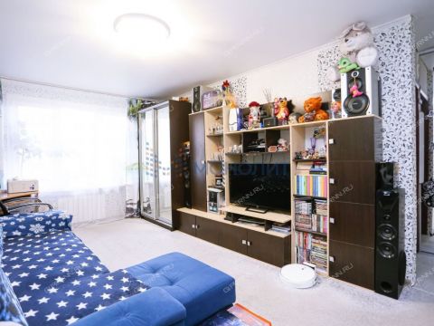 2-komnatnaya-ul-chernyahovskogo-d-18 фото