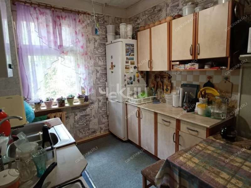 трёхкомнатная квартира на улице Сестёр Рукавишниковых дом 5а