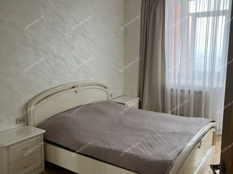 3-komnatnaya-ul-dalnyaya-d-8 фото