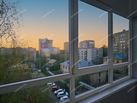 2-komnatnaya-ul-uglova-d-6 фото