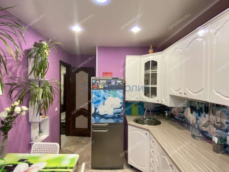 трёхкомнатная квартира на проспекте Циолковского дом 100 город Дзержинск