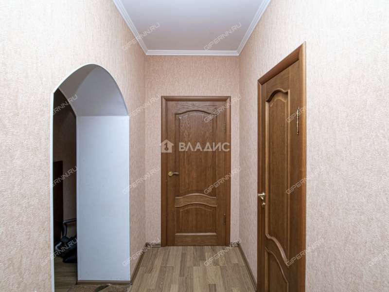 трёхкомнатная квартира на улице Обухова дом 6