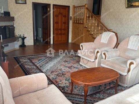 dom-selo-ostankino-gorodskoy-okrug-bor фото