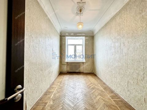 4-komnatnaya-ul-sovetskaya-d-19-2 фото