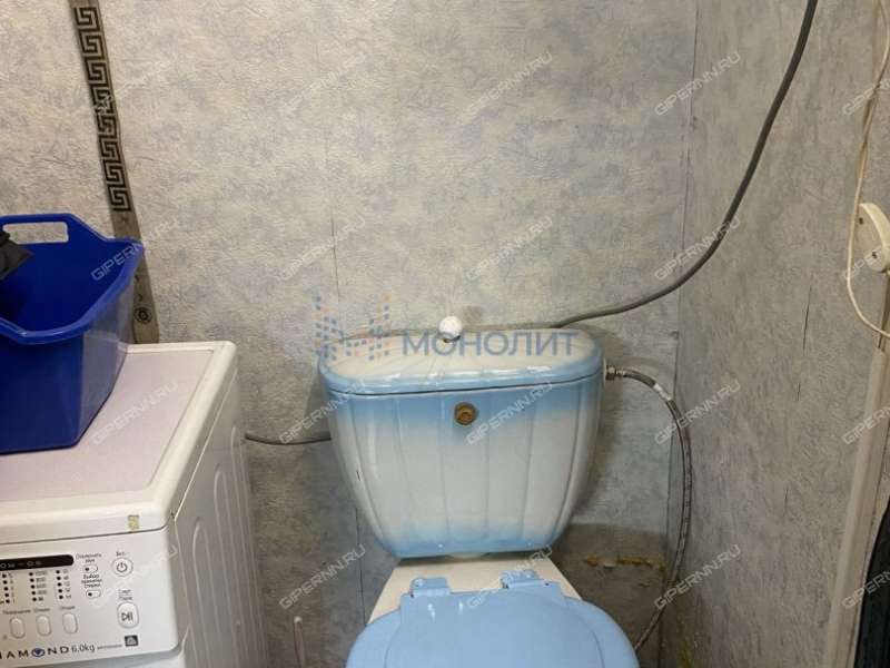 комната в доме 7 на Подворной улице