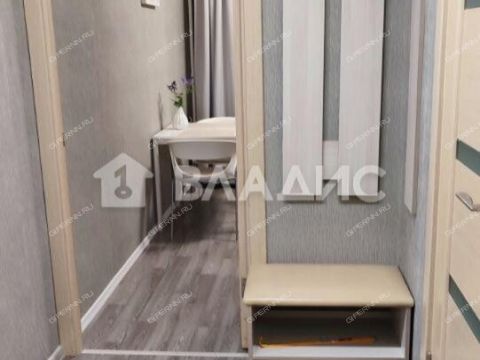 1-komnatnaya-b-r-60-letiya-oktyabrya-d-5a фото