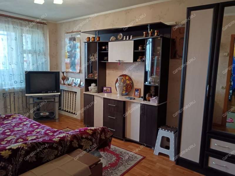 однокомнатная квартира на улице Юлиуса Фучика дом 10 к2