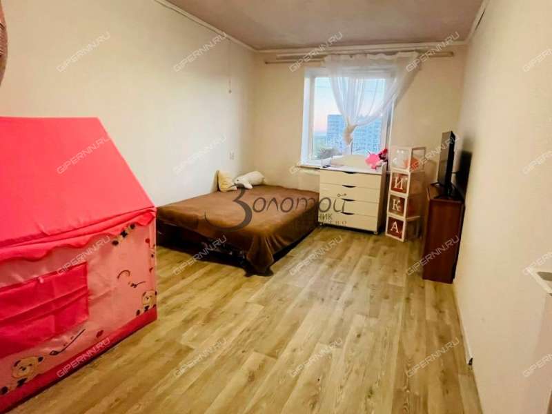 трёхкомнатная квартира на улице Островского дом 5