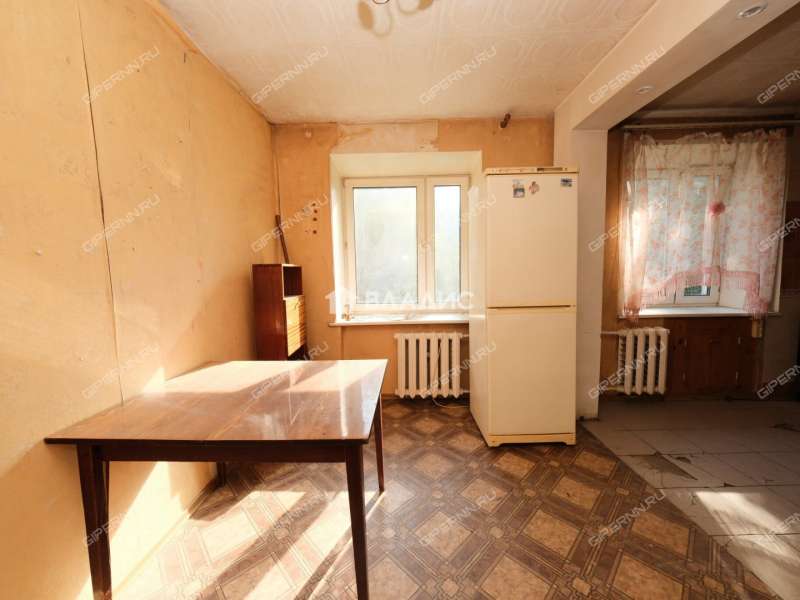 четырёхкомнатная квартира на улице Ванеева дом 28