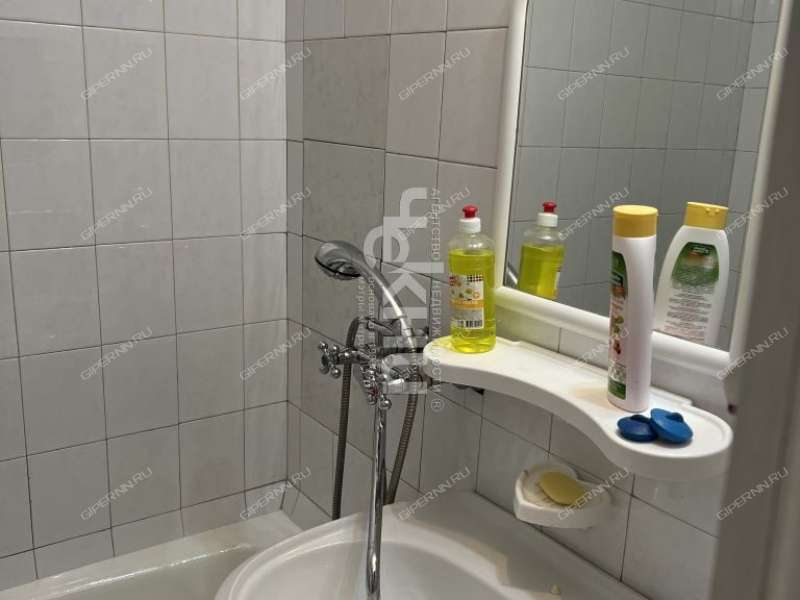 трёхкомнатная квартира на улице Радио дом 6