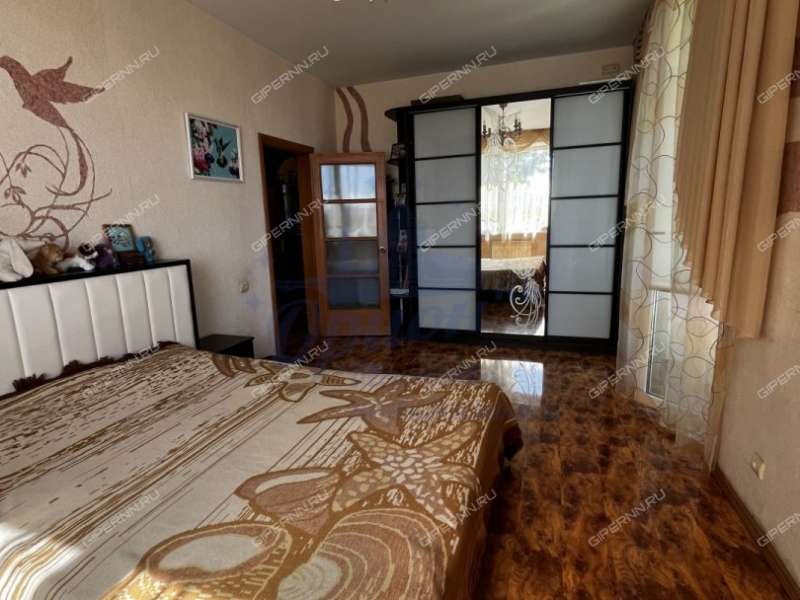 трёхкомнатная квартира на Сормовском шоссе дом 2