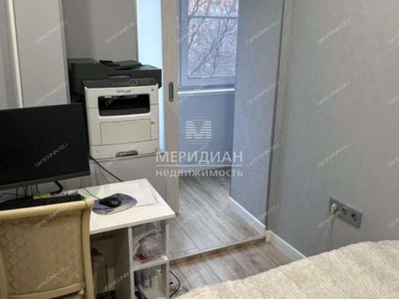 трёхкомнатная квартира на улице Максима Горького дом 144