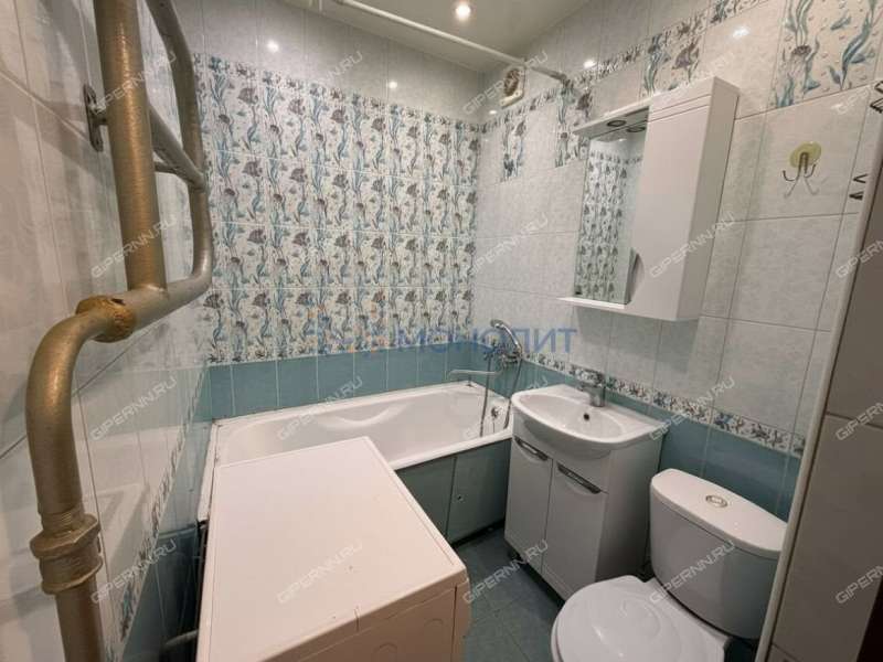 двухкомнатная квартира на улице Героя Рябцева дом 13