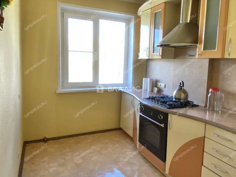 трёхкомнатная квартира на улице Тропинина дом 6