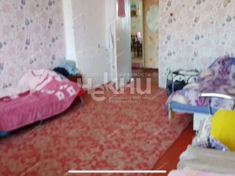 трёхкомнатная квартира на Молодёжной улице дом 9 город Лысково