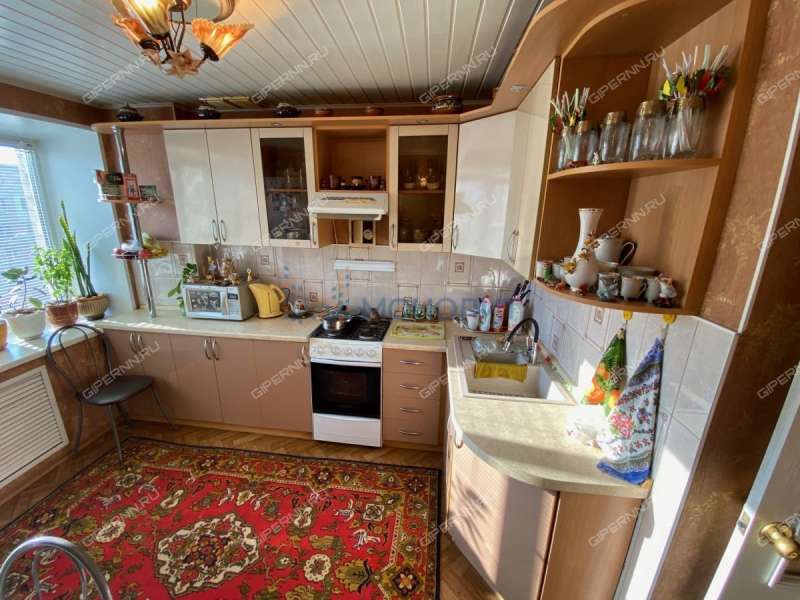 трёхкомнатная квартира на Дворовой улице дом 31