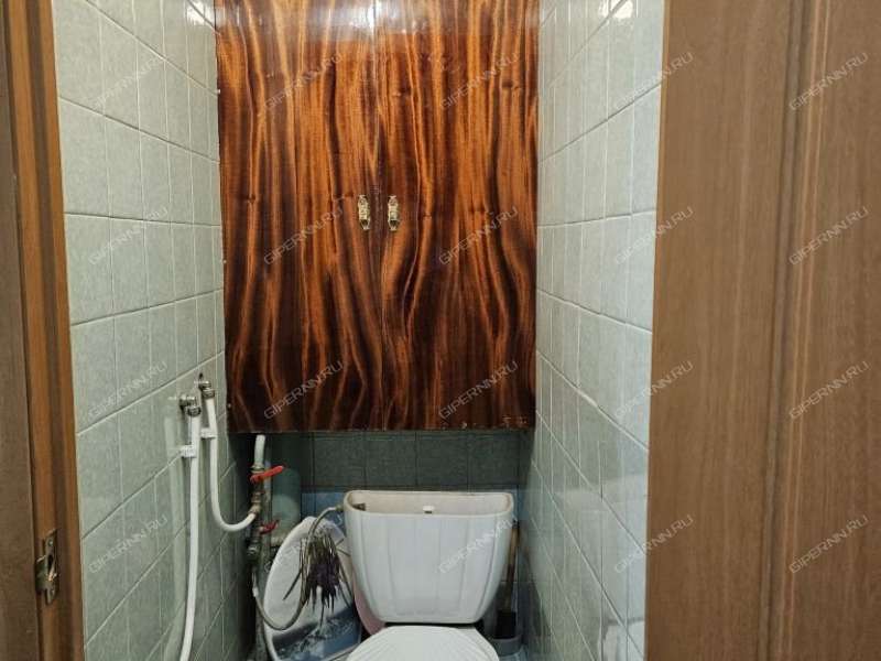 трёхкомнатная квартира на Мончегорской улице дом 33