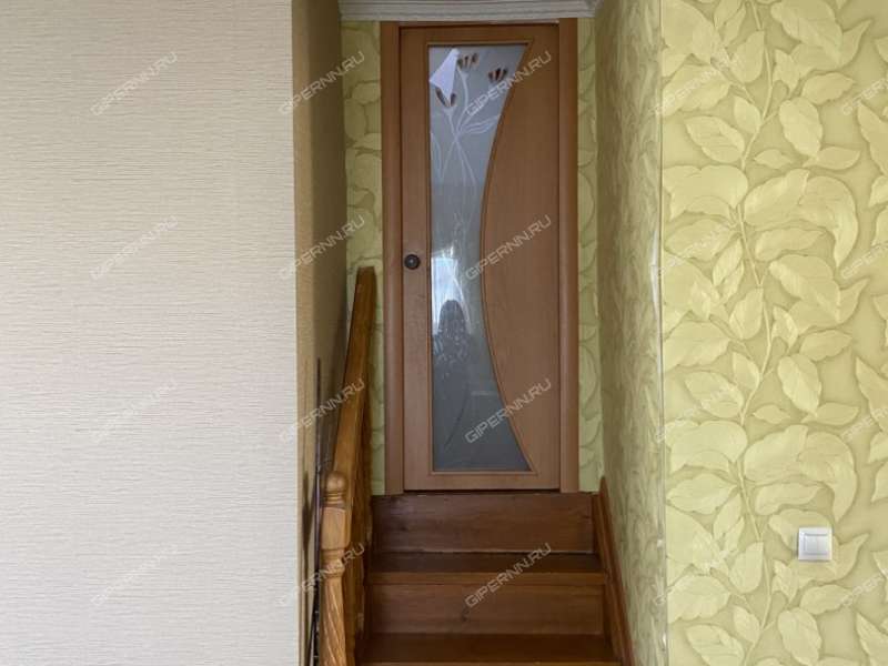 дом на улице Ленина село Работки