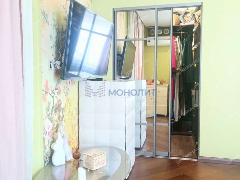 трёхкомнатная квартира на бульваре Академика Королёва дом 8