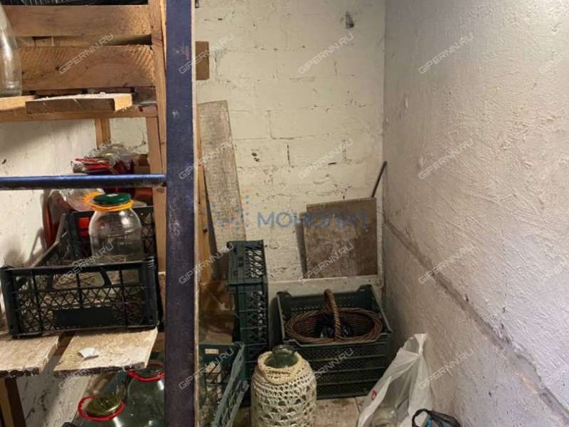 четырёхкомнатная квартира на улице Голубева дом 4