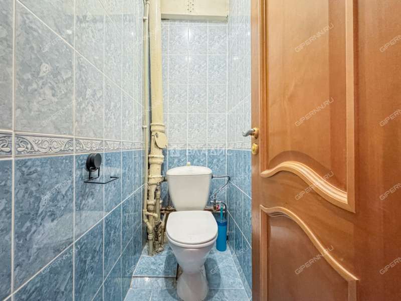 двухкомнатная квартира на улице Героев Космоса дом 46