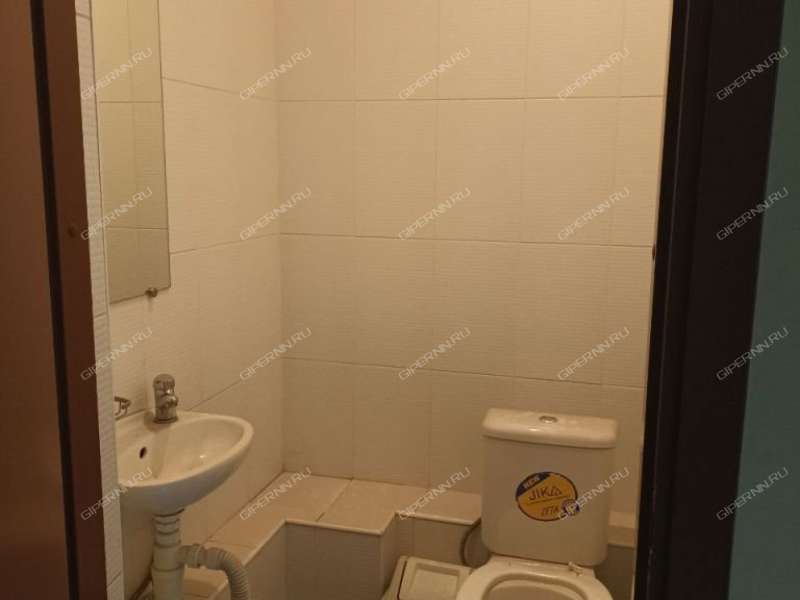 здание под недвижимость для отдыха, развлечений на улице Юлиуса Фучика