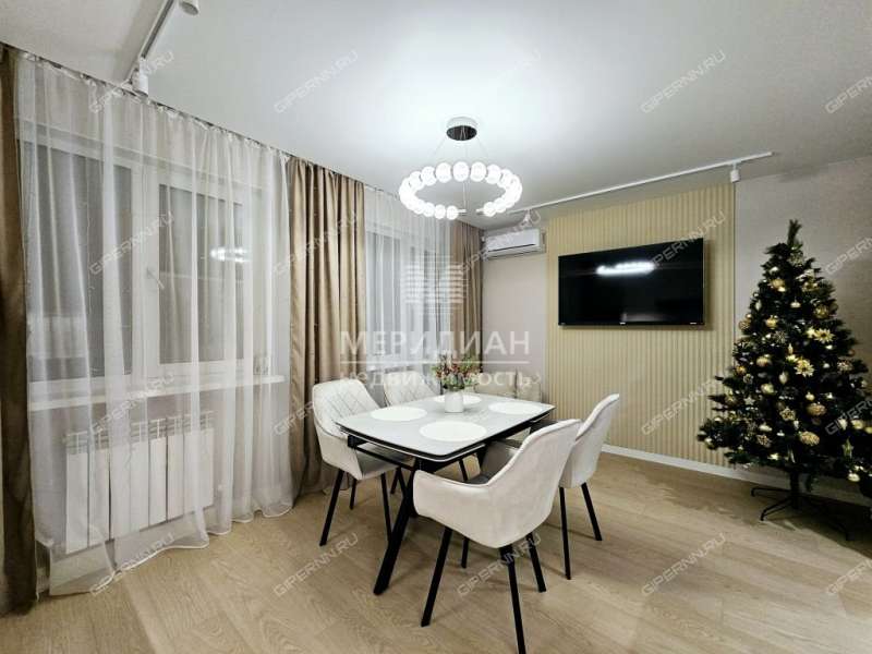 дом на улице Никанорова город Бор