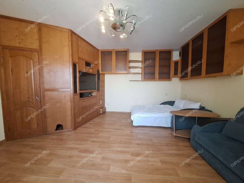 однокомнатная квартира на Волжской набережной дом 8