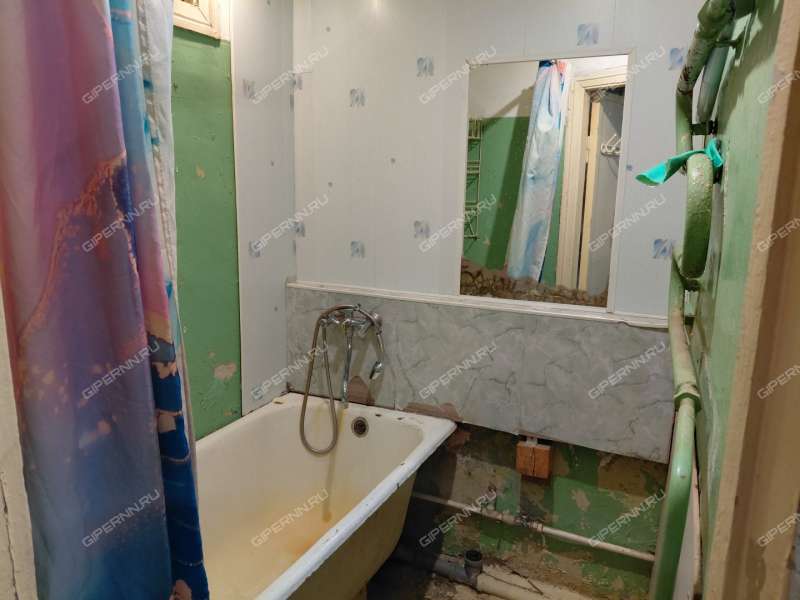 комната в доме 53 на Путейской улице