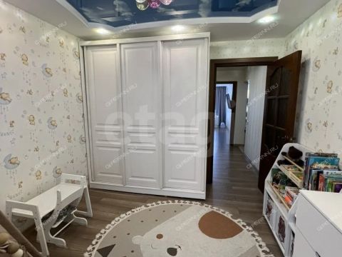 3-komnatnaya-poselok-volodarskogo-ul-zelenaya-d-65 фото