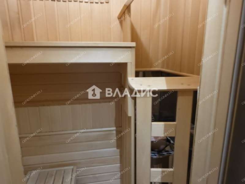 четырёхкомнатная квартира на проспекте Победы дом 14 город Кстово