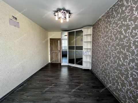 3-komnatnaya-ul-poletnaya-d-7 фото